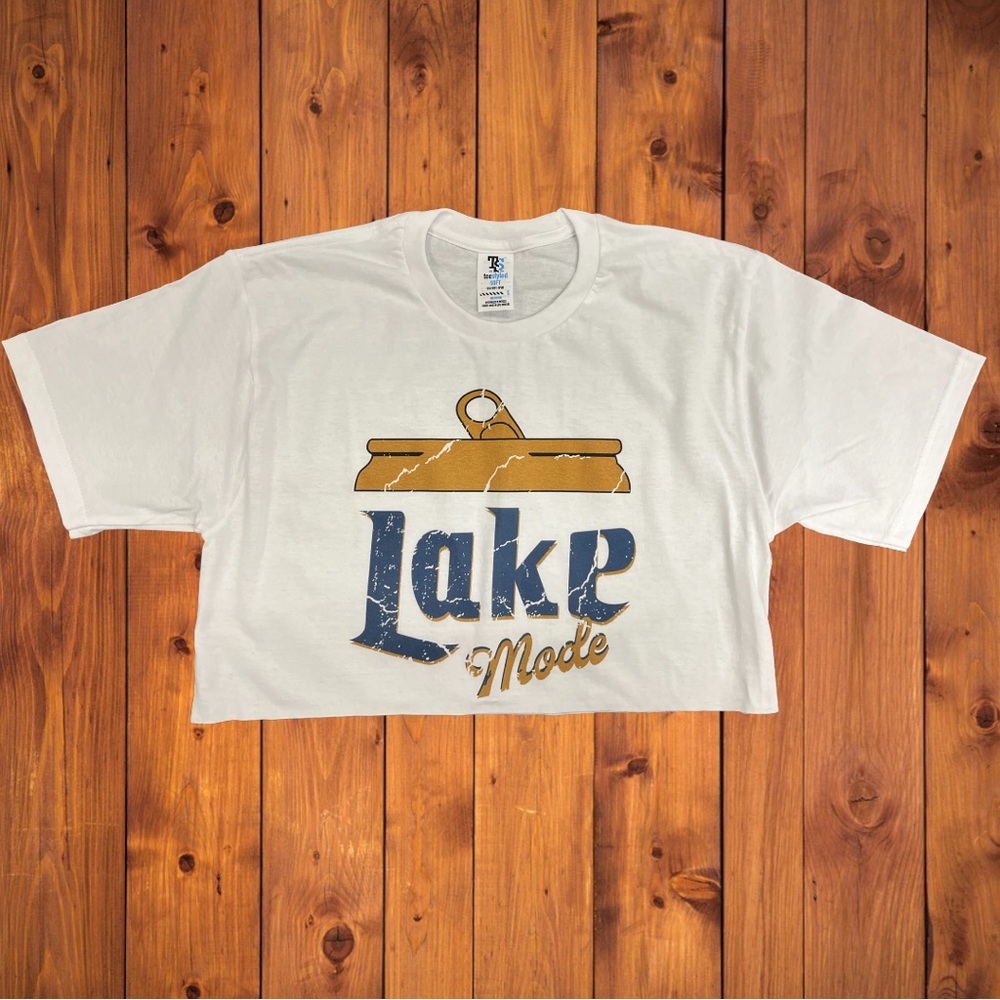 Lake Mode  crop top . S- 3X available. Brand new.